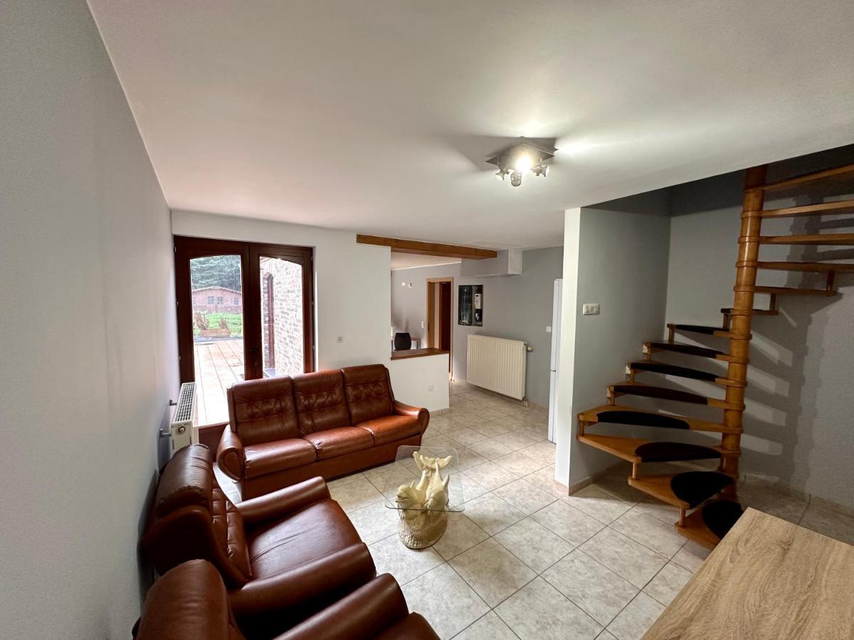 Chambre Et Sdd Privees Dans Une Maison Partagee Avec Des Residents Mons  Exterior foto