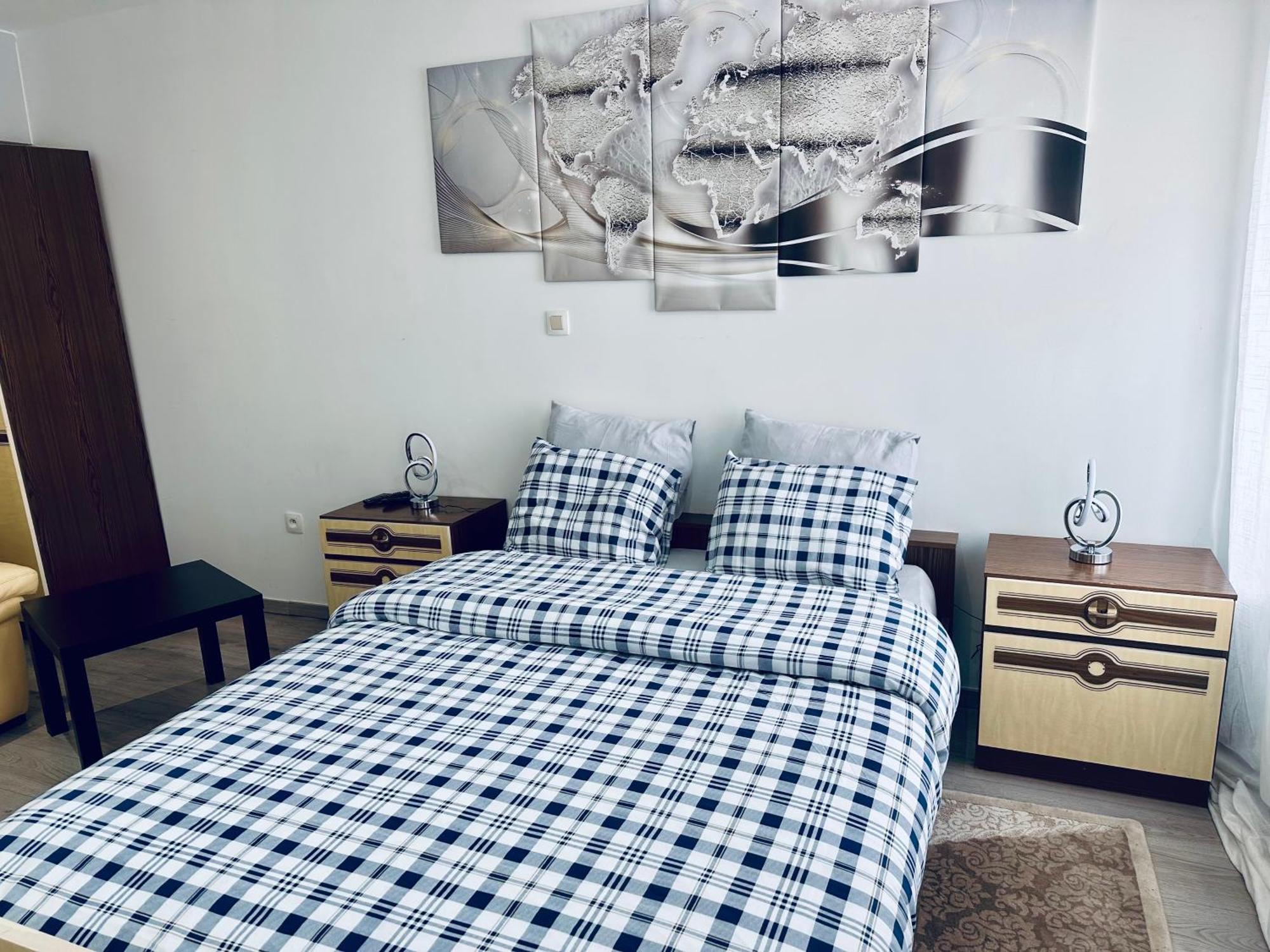 Chambre Et Sdd Privees Dans Une Maison Partagee Avec Des Residents Mons  Exterior foto
