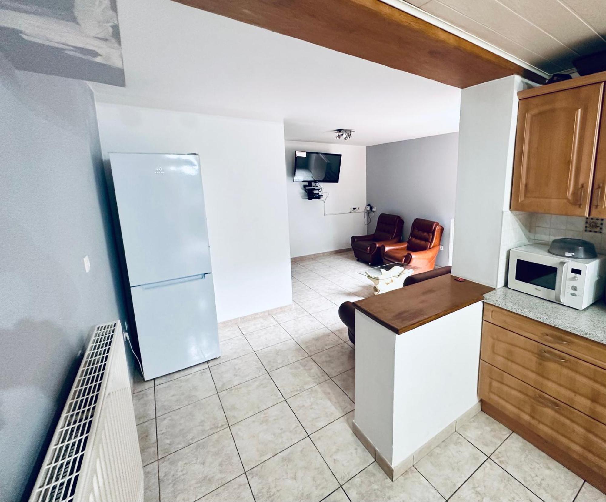 Chambre Et Sdd Privees Dans Une Maison Partagee Avec Des Residents Mons  Exterior foto